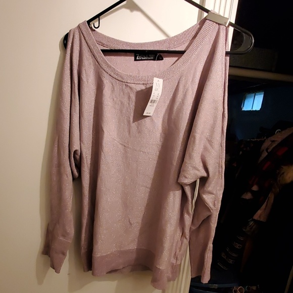 Sweater - Picture 1 of 3